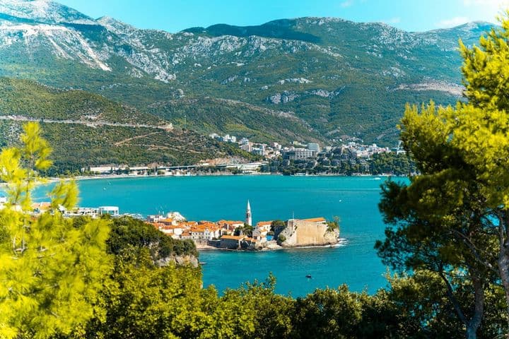 Perast, bahía de Kotor, Montenegro
