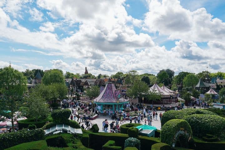 Cuántos días ir a Disneyland Paris para recorrer ambos parques