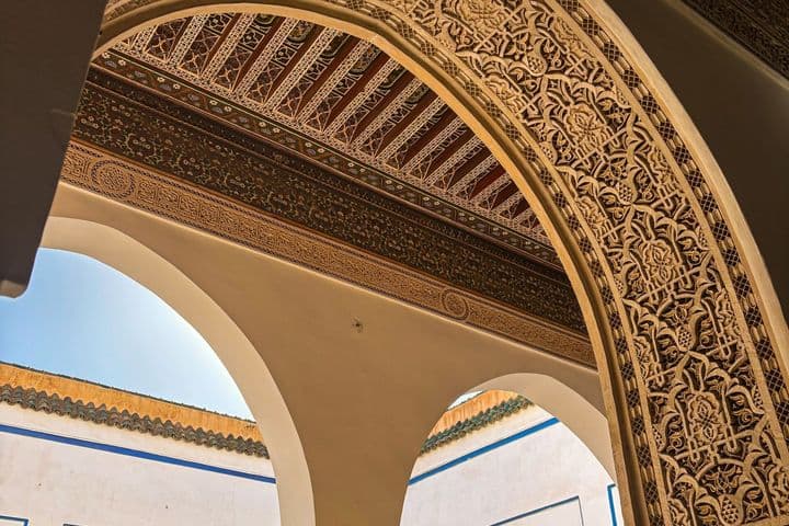 Medina, Palacio Bahía, Kutubiya, Jemaa el-Fna y zocos.