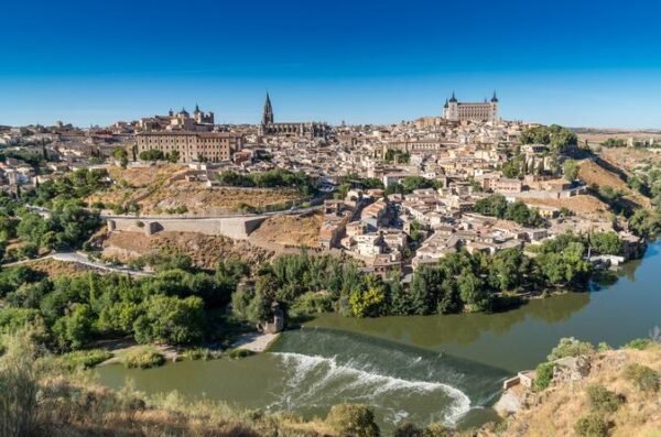 Toledo completo con catedral y 7 monumentos Madrid, Comunidad de Madrid - España 2 Reseñas Duración: 9 horas