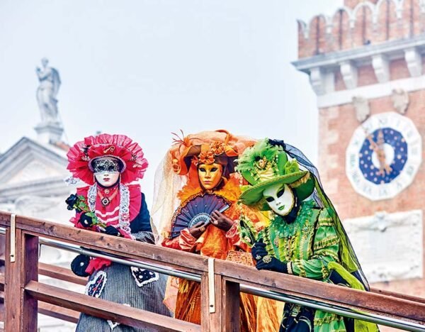 ÉPOCAS París - Ámsterdam - Heidelberg - Praga - Budapest - Viena - Venecia - Florencia - Roma   18 días | Desde 1.590 € en base doble